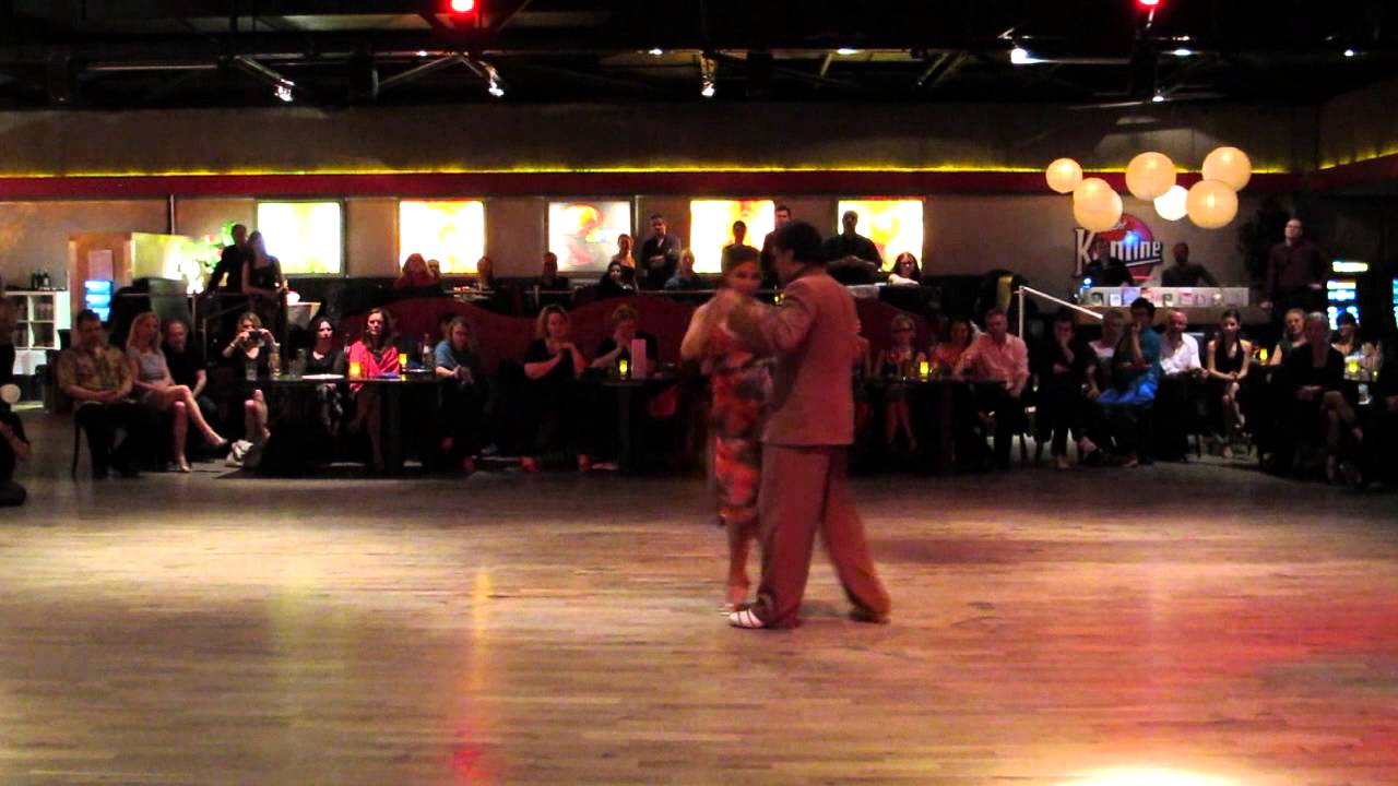 Héctor Corona y Silvina Machado en Munich Vals