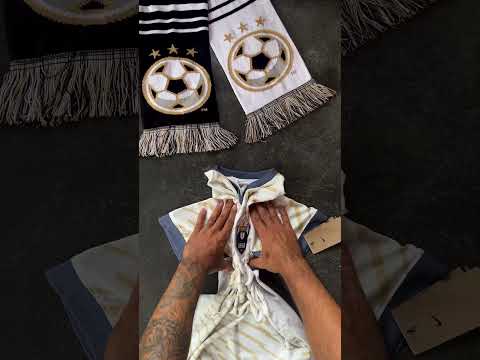 UNBOXING: Seattle Reign 2025 Away Jersey