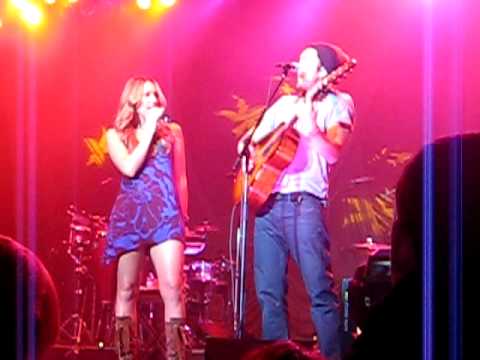 Colbie Caillat (ft. Justin Young) - Lucky