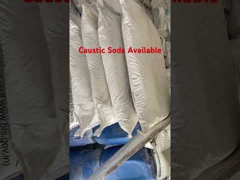 Caustic soda, flakes, lab grade