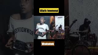 Download lagu becanda nya musisi!!! mukanya tahan dikit.#musik #music #musisi #gitaris #guitar #kocak #funny #lucu mp3 Download lagu becanda nya musisi!!! mukanya tahan dikit.#musik #music #musisi #gitaris #guitar #kocak #funny #lucu mp3