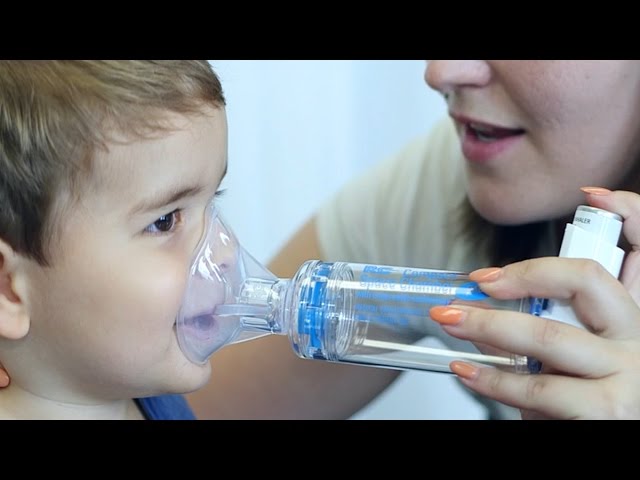 Vídeo relacionado con cámara de inhalación para adultos o niños con máscara y funda de transporte de viaje, cámara de aerosol utilizada con cualquier inhalador de dosis medida (MDI) para asma (máscara infantil)