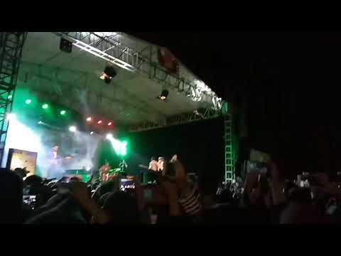 Rizky febian di SMA 11 Semarang(?)