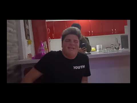 Julio Cesar entrevista al Marcianeke