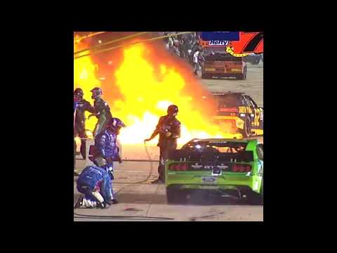 GOTHBF x Pit Crew - CREW ! (prod. GOTHBF)