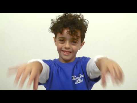 Giacomo canta "Zombie vegetariano" - 58° Zecchino d'Oro 2015