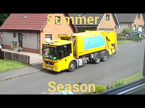 *SUMMER SEASON*Mercedes Faun Variopress collecting blue bins (Season 1 episode 1)