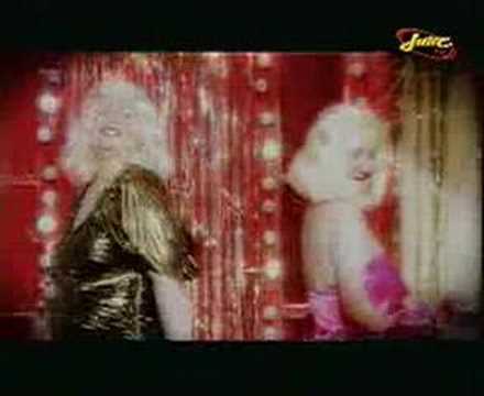 Video thumbnail for Karaoke Queen