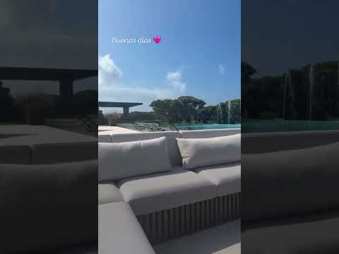 Admita, você também queria estar curtindo umas férias agora nessa MANSÃO BIZARRA do CR7! #shorts 😱😱