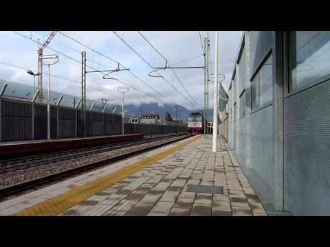 E652 079 CON TRENO MERCI IN TRANSITO A LAIVES (BZ)