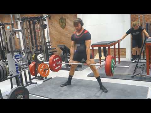 240KG X3 Pause deadlift...
