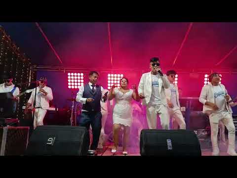 SCHOOLCHILDREN'S GROUP - MIXED GENTILES