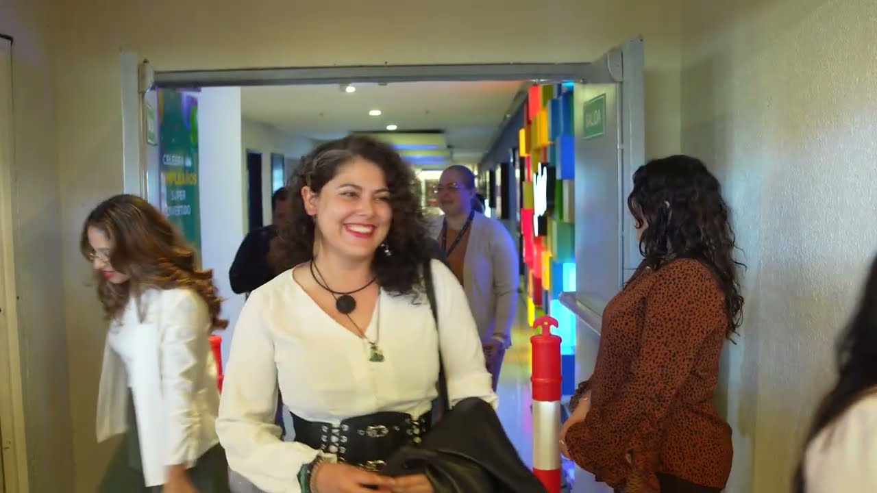 Presentación de documental "Al borde de la extinción"