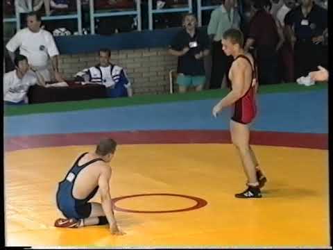 56 kg. Andrej Fasane (SVK) vs Martin Berberyan (ARM) 1998 European Yunior Championship