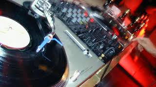 Chazz featuring Coolio - Raise The Roof (Mousse T 's Fierce Ass Dub)