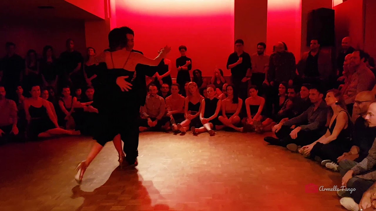 Carlos Espinoza & Majo Martirena ❤ Parque Patricios (Francisco Lomuto) @ Paris - El Garrón