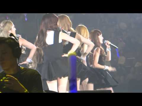 KCON 08102014 SNSD Mr  Taxi and Gee Seohyun focus