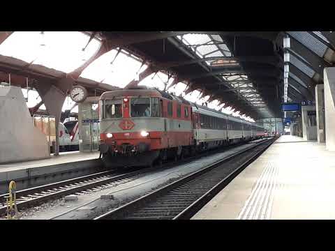 Re 420109 mit IC4 Zürich-Stuttgart