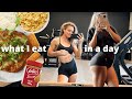 I AM GAINING WEIGHT and building muscle. What I Eat & How I Train In A Day