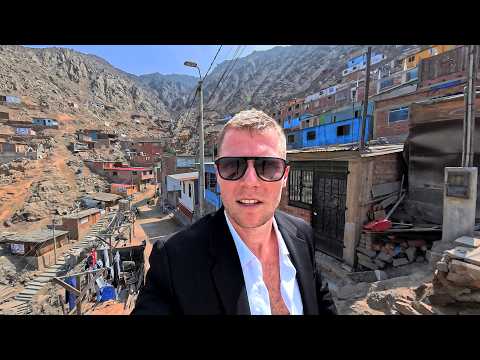Trying hearts in the heart of Lima thumbnail