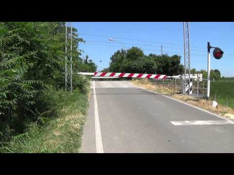 Passaggio a livello di carraia Sorboli - Glorie (RA) / Level Crossing / Planovergang / Plankorsning