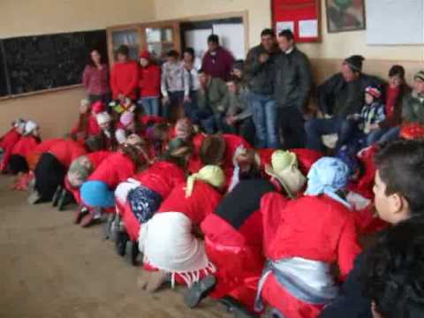 SCOALA BURDUSACI-SERBARE DE 8 MARTIE.3.flv