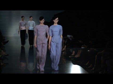 Giorgio Armani Privé  Autumn/Winter 2012/13 Haute Couture show