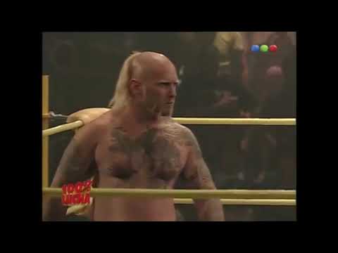 100% Lucha - Mc Floyd vs. Sir Peter Lawrence