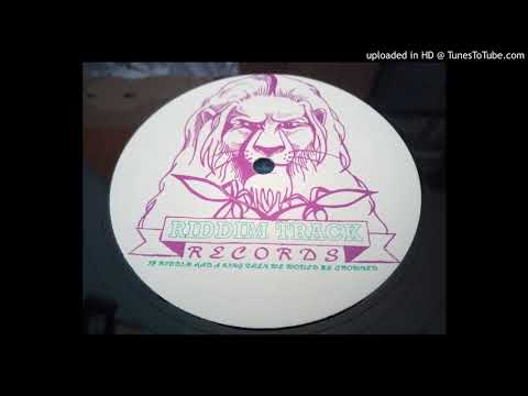 DJ Teebone & DJ Stretch - Shaolin Style