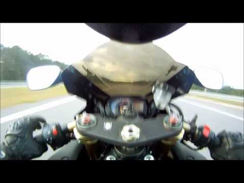 Suzuki GSXR 1000 k6 vs Yamaha r1 2007