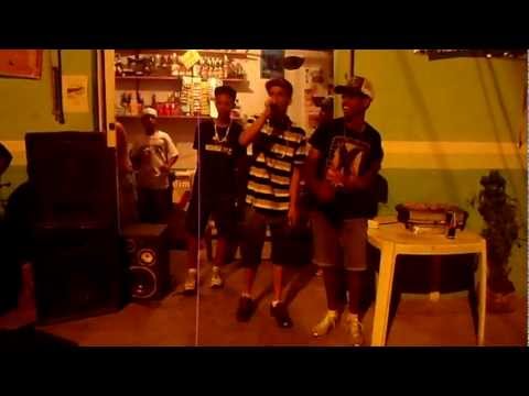 MC GASPAR DO MDP ft MC DÚ SHEIK & MC LAMPA (MEGA MEDLEY MONSTRA DA RESENHA NIVER DO GASPAR 2013 )