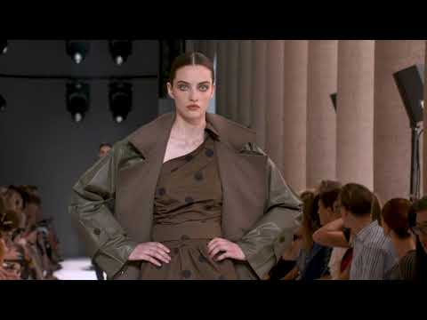 MaxMara SS19 Runway Show Highlights