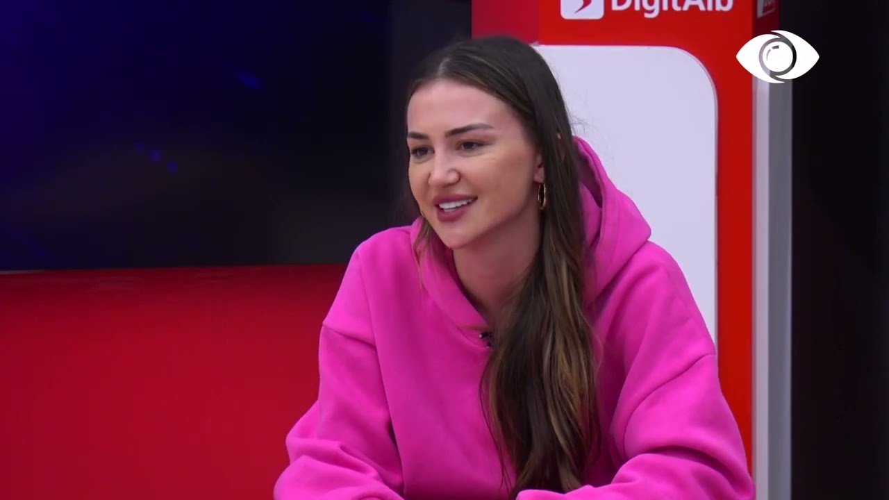 Loja e Memories/ Rrëfimi i Kiarës