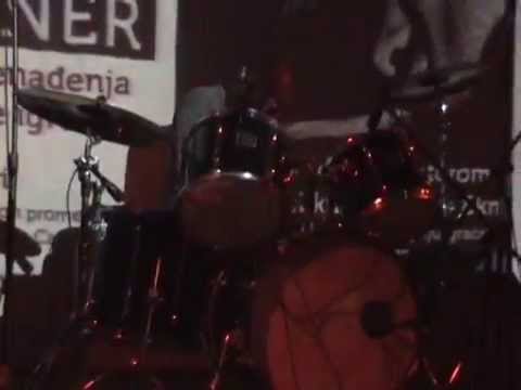zlo i naopako - odgovor (live2013)