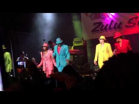 Charlie Wilson Burn Rubber On Me & Do Wa Ditty Live Zulu Ball 2012
