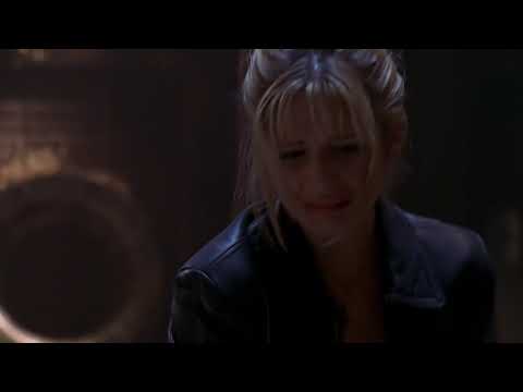 Buffy rescues The Scoobies and destroys The Master's skeleton *2x01*