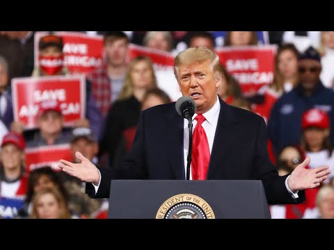 ترامب يصر على فوزه أمام أنصاره في أول تجمع انتخابي بعد الاقتراع الرئاسي