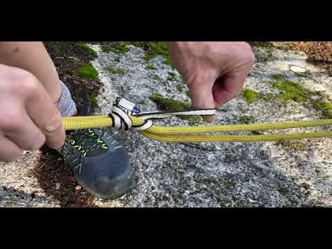 Bau einer redundanten ablassbaren Abseilstelle