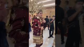 Download lagu urang Minang baralek gadang #pandaisikek #songketminang #songketpadang #songketpengantin mp3 Download lagu urang Minang baralek gadang #pandaisikek #songketminang #songketpadang #songketpengantin mp3