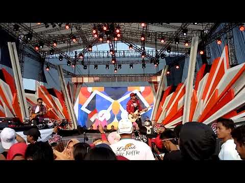 SETIA BAND _PUSPA._CARI PACAR LAGi KONSER 17_an