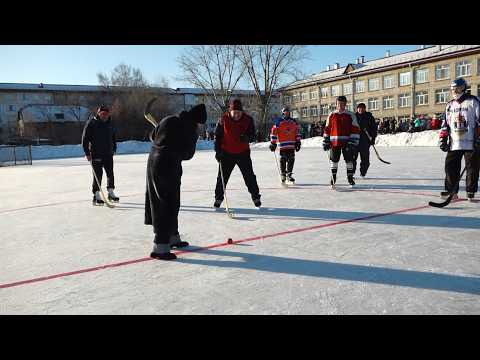 На стадионе школы № 8 состоялся турнир по хоккею с мячом ("Будни", 16.02.26г., Бийское телевидение)