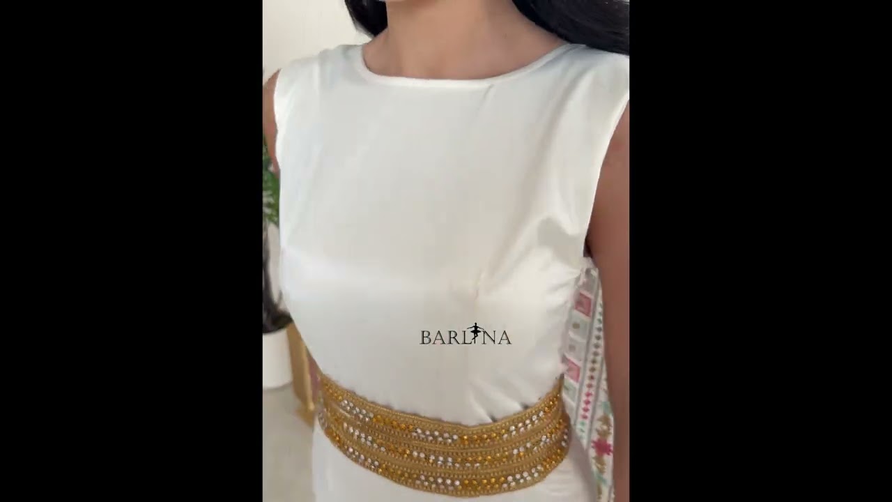 A soft white jalabiya with a gold embroidered belt - XXL