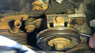 Dodge Caravan 3.0L replacing timing belt, water pump and front seals part 2: Disassembly 2