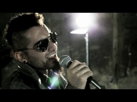 Rebelión - Té de Brujas & Armando Vega-Gil (Video Oficial)
