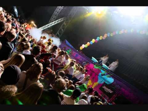 HOLI 2011 - Hits R Uss