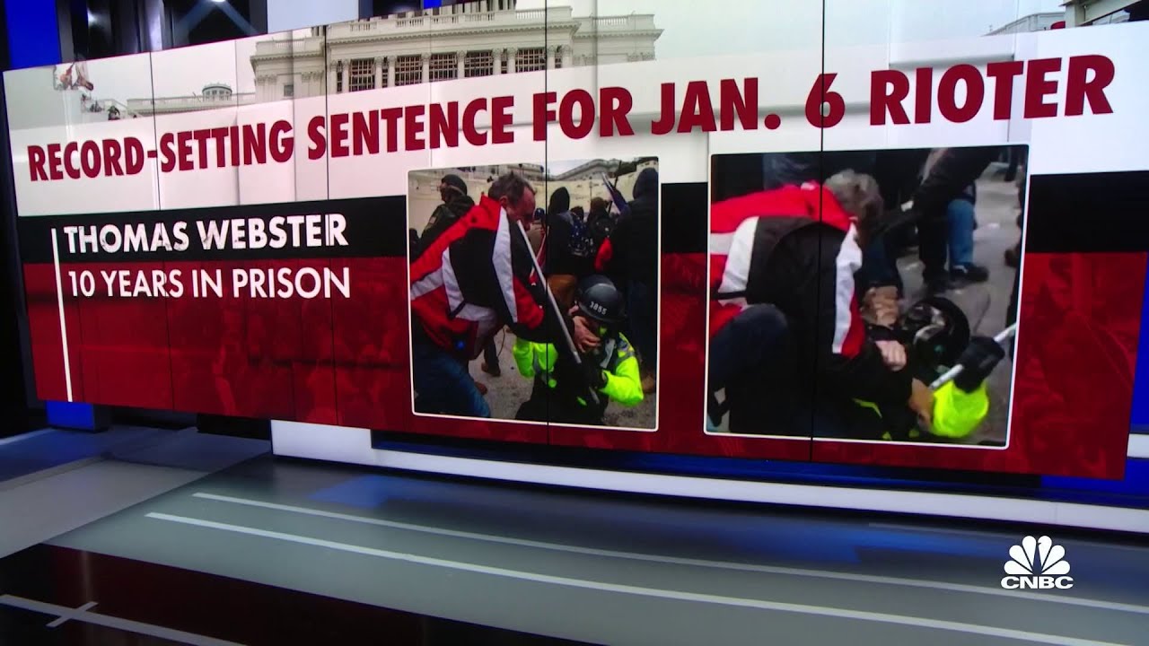 Former NYPD officer sentenced to 10 years for attacking Capitol Police officer