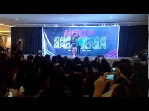 Kpop Explosion TroubleMaker ~ The Cropt ft. R.O.D @ SM Clark [120113]