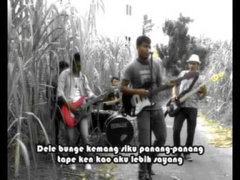 lagu gayo senyum manismu