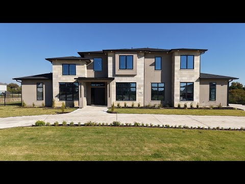 INSIDE A MASSIVE LUXURY ESTATE W/ A HUGE POOL ON OVER AN ACRE | $2.3M