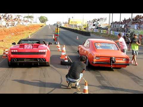 Opala vs Lamborghini